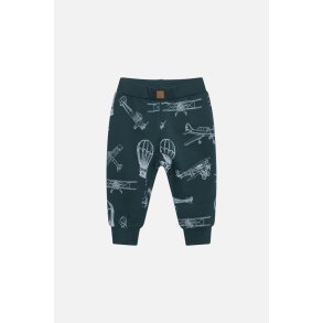 Hust and Claire Bukser, Gus Pine green