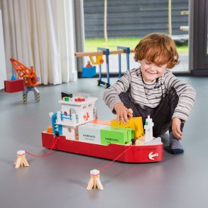 New Classic Toys Container ship w / 4 containers